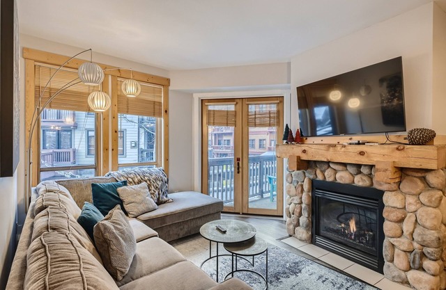 ★Center Village Condo that Doesn't Feel Like a Rental!★