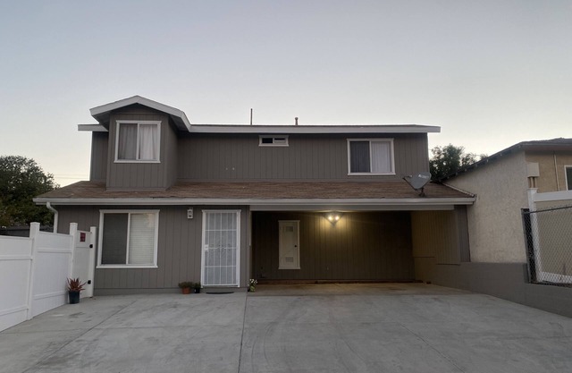 Central Ac home with plenty of parking