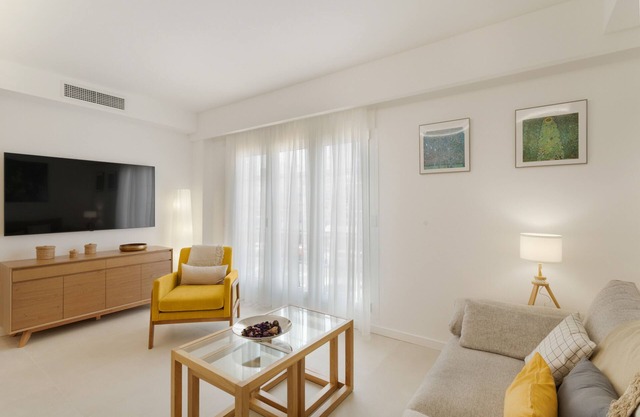 Central Apartment "Teresita La Fuente" near the Beach with Wi-Fi & Washing Machine