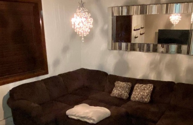 Central house in the city of Mexicali. Welcome!