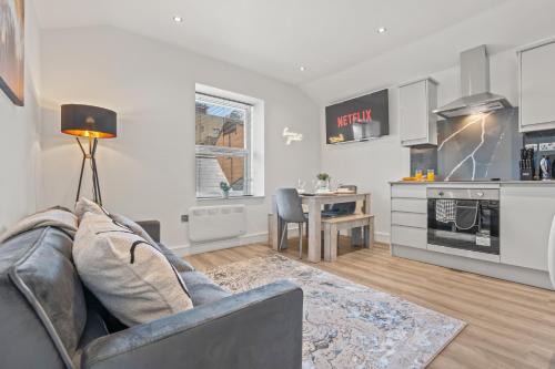 Central Luxe Flats With Spa Facilities