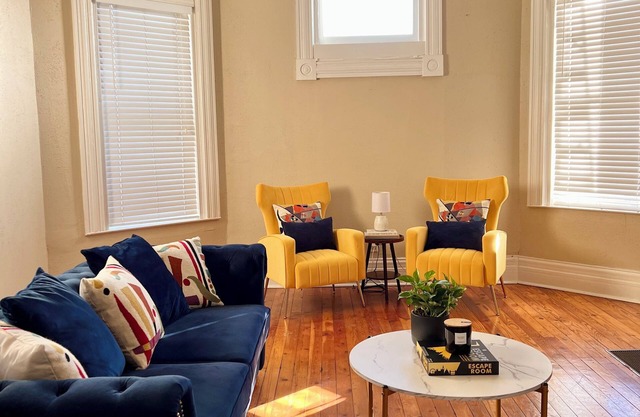 Central Memphis Stay - Blocks from Beale Street & FedEx Forum