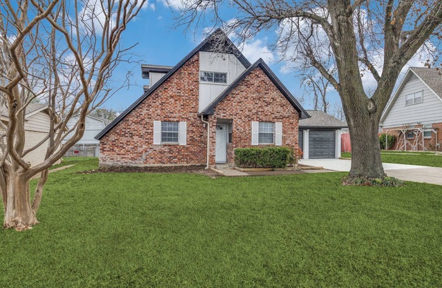 Central Modern DFW Perfect for Families & Groups!