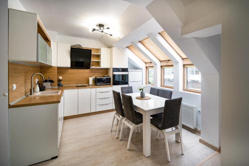Central Park Apartment whit Free Parking Garage