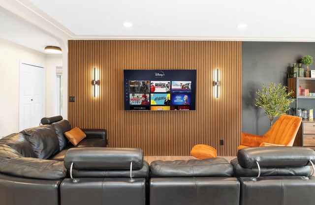 Central property/NAIT/Royal Alex hospital/Rogers place/WEM/Sleeps 16