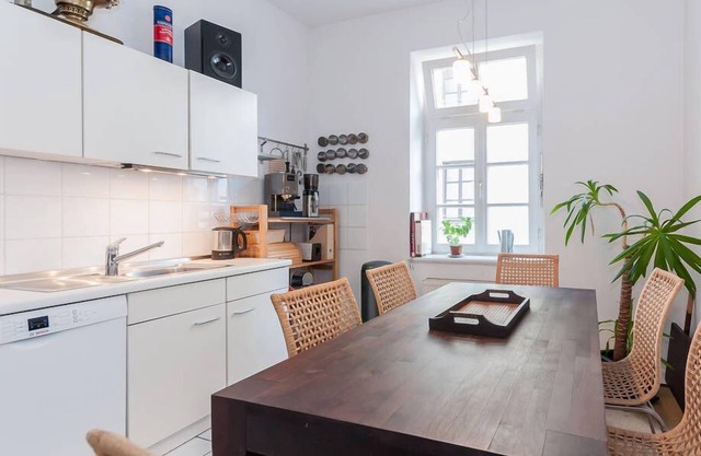 Central, quiet 2.5-room apartment in Munich Haidhausen