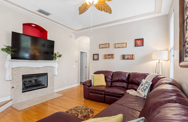 Central Tampa Walkable Near Everything