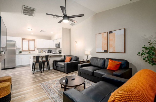 Central Tucson Remodeled Townhome