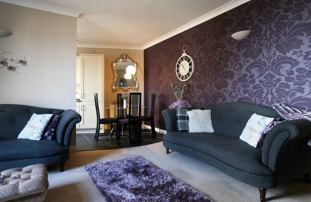 Central Yet Quiet Luxury 2 bedroom Flat, Newly Refurbished