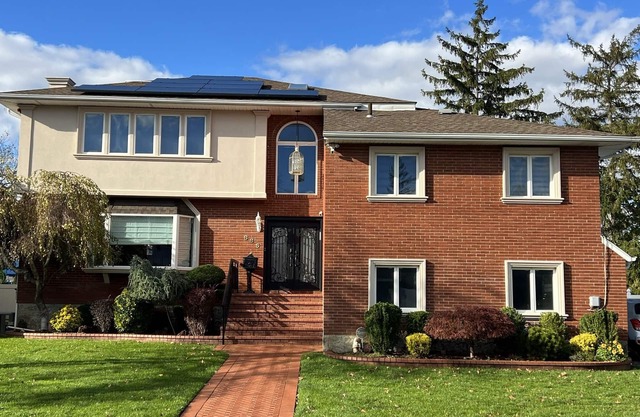 Centrally Located 5 Bedroom Home in Woodmere NY