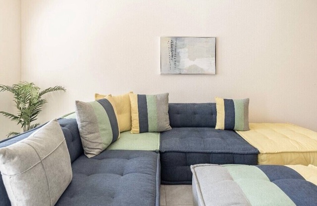 Centrally located, cozy, family friendly townhome