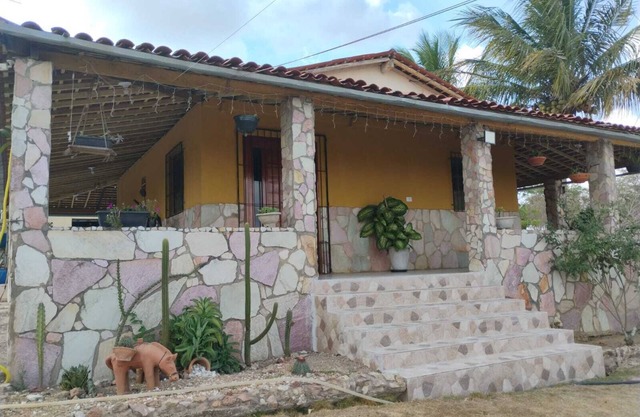 Chácara/Casa Para Finais de Semana Com Piscina em Bezerros - PE