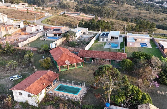 Chácara Maravilhosa Km 68 Castelo Branco 06 Dormitórios 06 Suites