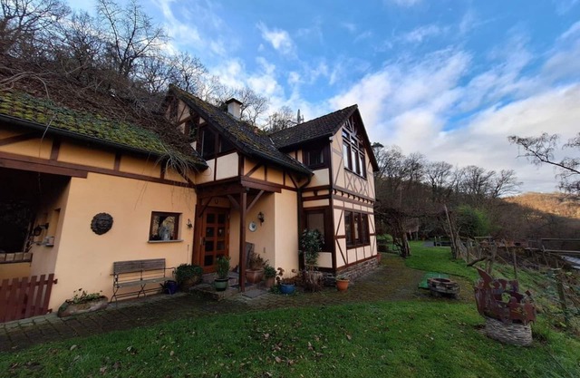Château Vert - Château with garden & pool