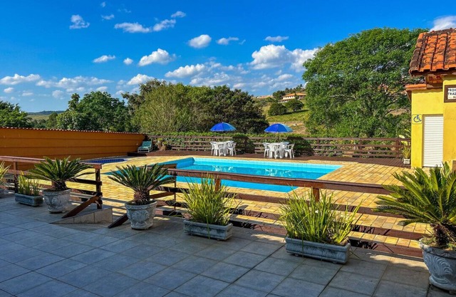 Chácara com Wi-Fi e muito lazer em Guararema/SP