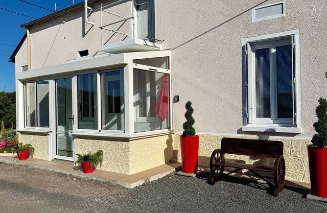 CHAINTRE LA FERME. Large, comfortable house with superb views over the valley