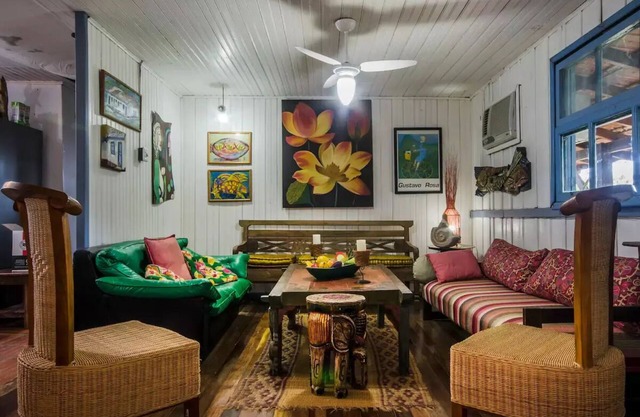 Chalé Aconchegante na Beira do rio e 100 mts do mar