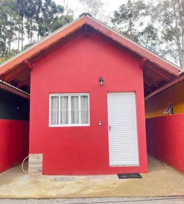 Chalés do vale Extrema vermelho