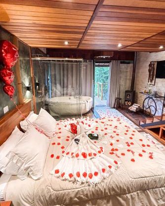 CHALÉS LUAR DO PICO