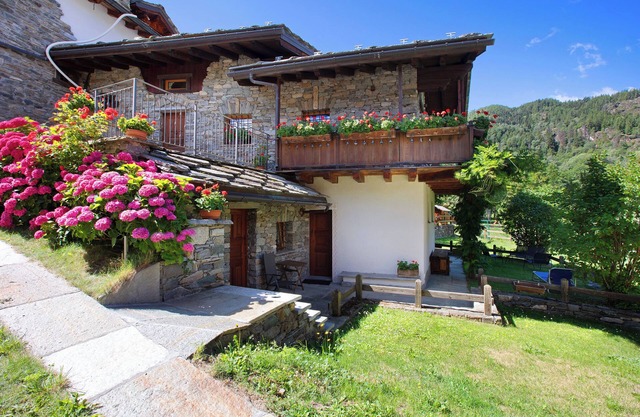 Chalet "1175" ideal for groups from 6 to 9 persons