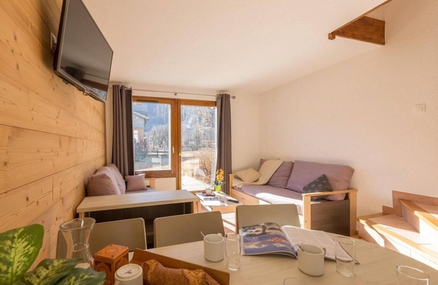 Chalet, 300m from ski slopes, terrace, parking, tv, 43m², Serre Chevalier