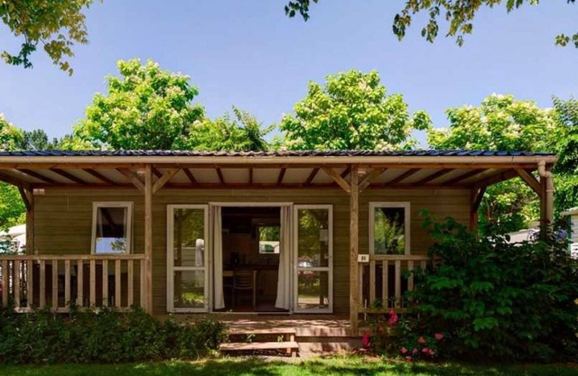 Chalet 4 étoiles - Piscine - eehefh