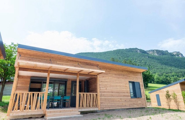 Chalet 6/8 pers. - Campsite Les Berges du Bramont