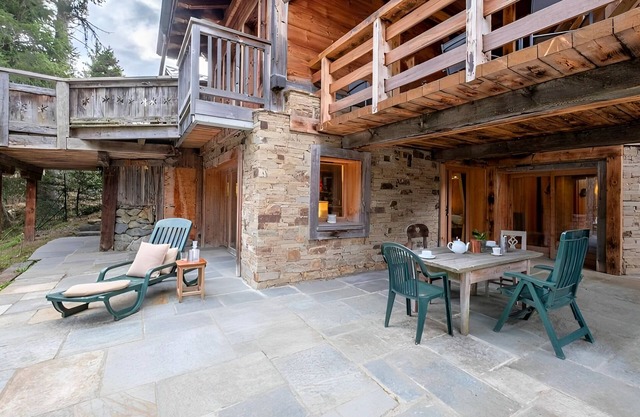 Chalet Ananda. 3 bedrooms, bathroom, sauna and terrace
