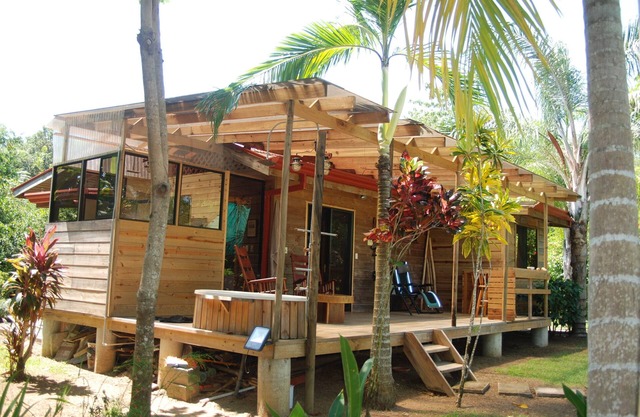 Chalet Casa Mediterranea with botanical garden near the beach and the forest