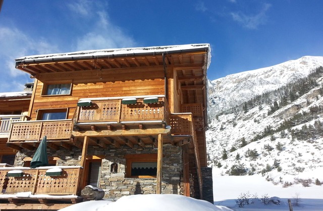 Chalet Ciamarella, magnificent chalet in the heart of Val Cenis Vanoise