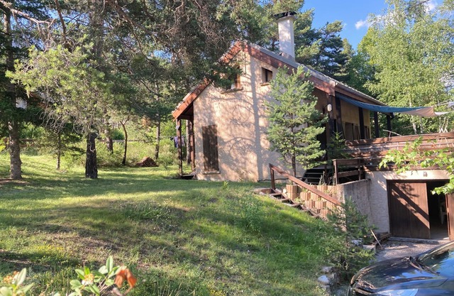 Chalet de Charme 6/8 Personnes -Beauvezer- 04370 CLASSE 3 ETOILES by G de Fr