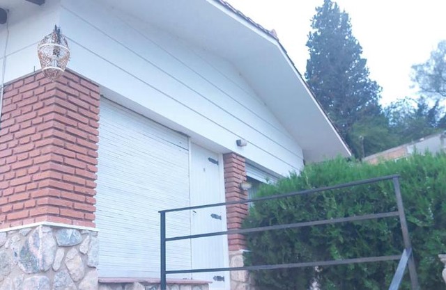 Chalet de Montaña a 8 cuadras del centro de Carlos Paz con pileta de 9 x 4