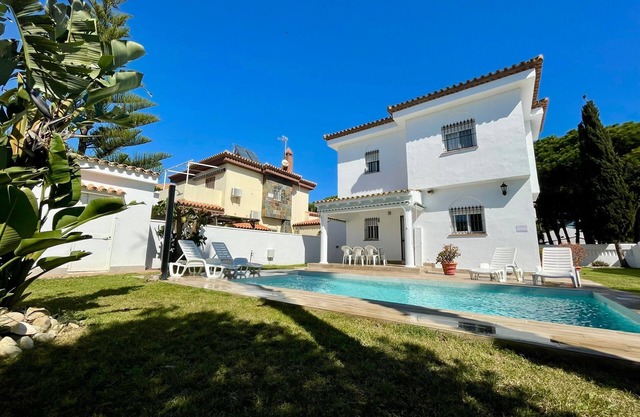 Chalet Edén Azul, fly screens and air-con