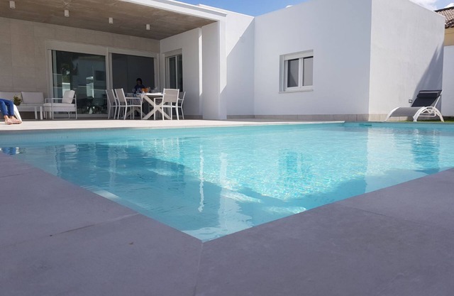 CHALET ARRILUZE 2 KM FROM THE BARROSA BEACH