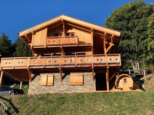 Chalet in Les Masses with garden