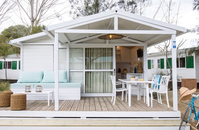 Chalet in Spain with Covered Veranda
