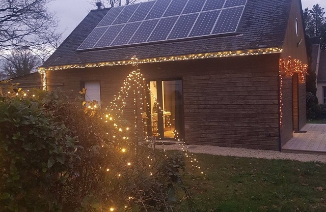 Chalet 'Le Ty Gîte - Sud Morbihan' with Private Terrace, Wi-Fi and Air Conditioning