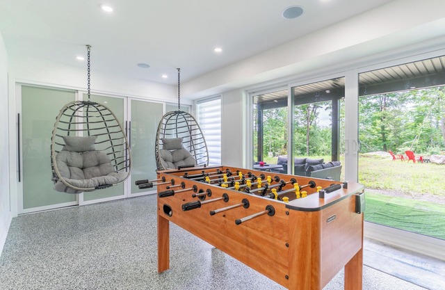 Chalet Le Valcourt | Spa & BBQ | Fire pit & AC