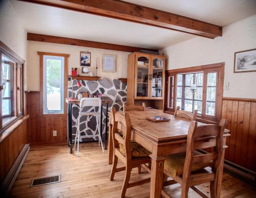 Chalet “Lendemain de ville” avec accès au lac