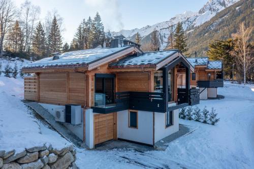 Chalet Seven Summits - Pool - Sauna - Jacuzzi - By Cozee Rentals