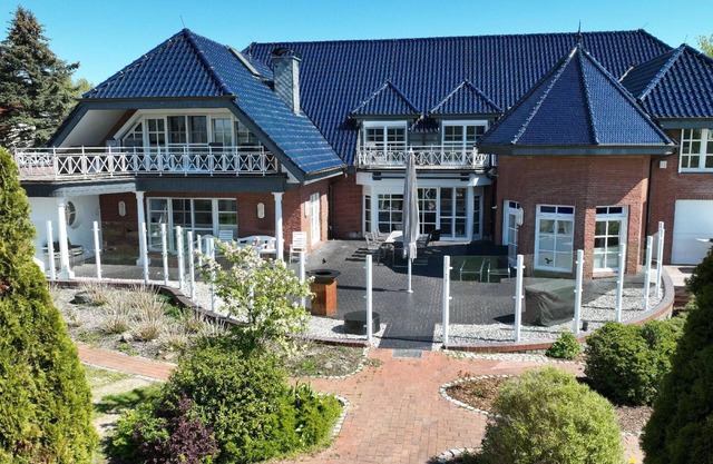 Chalet "Villa Merle" with hot tub