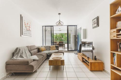 Chaleureux et spacieux duplex proche de la plage