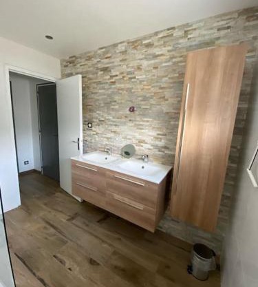 Chambre dans logement neuf et tout équipé RDC