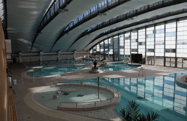 Chambre moderne | À 4km de CDG + navette gratuite