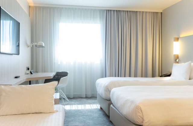 Chambre triple | À 4 km de CDG + navette gratuite