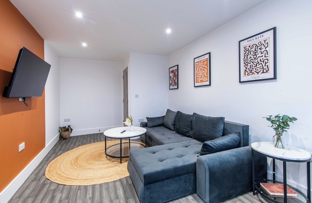 Chapel Street Flat 5 - Parks & Leisure Spaces Nearby