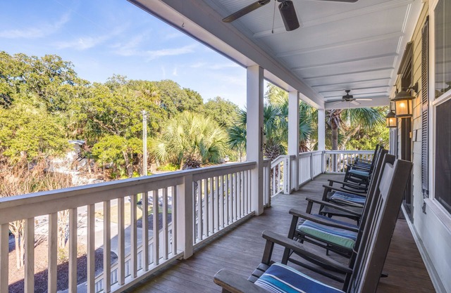 Charleston Coast Vacations "Moore to Life"