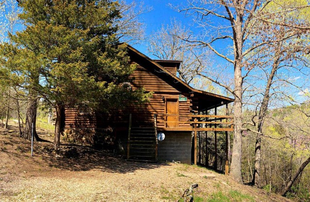 Charlie's Ol' Fishing Cabin