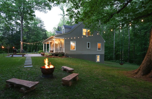 Charlottesville Retreat for Family & Friends