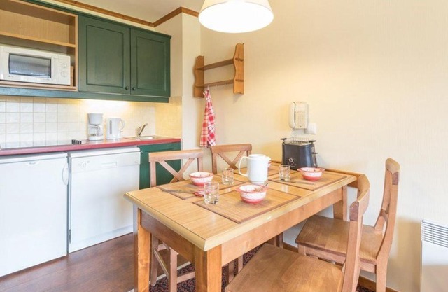 Charmant 2 pièces au cœur de La Salle-les-Alpes, proche télécabines et commerces, 4 couchages - FR-1-330F-45